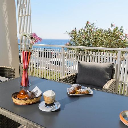 Marina D'Agro Residence Santa Teresa di Riva Kültér fotó