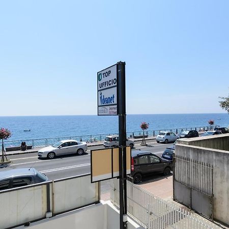 Marina D'Agro Residence Santa Teresa di Riva Kültér fotó