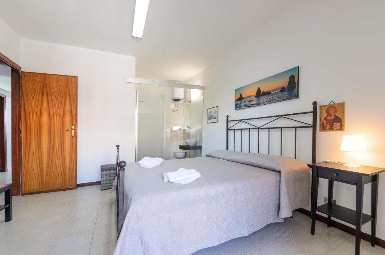 Marina D'Agro Residence Santa Teresa di Riva Kültér fotó