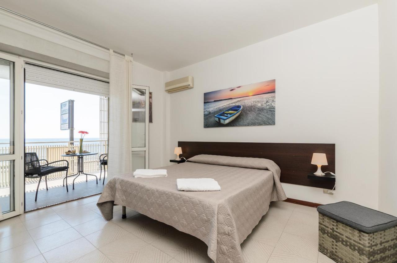 Marina D'Agro Residence Santa Teresa di Riva Kültér fotó