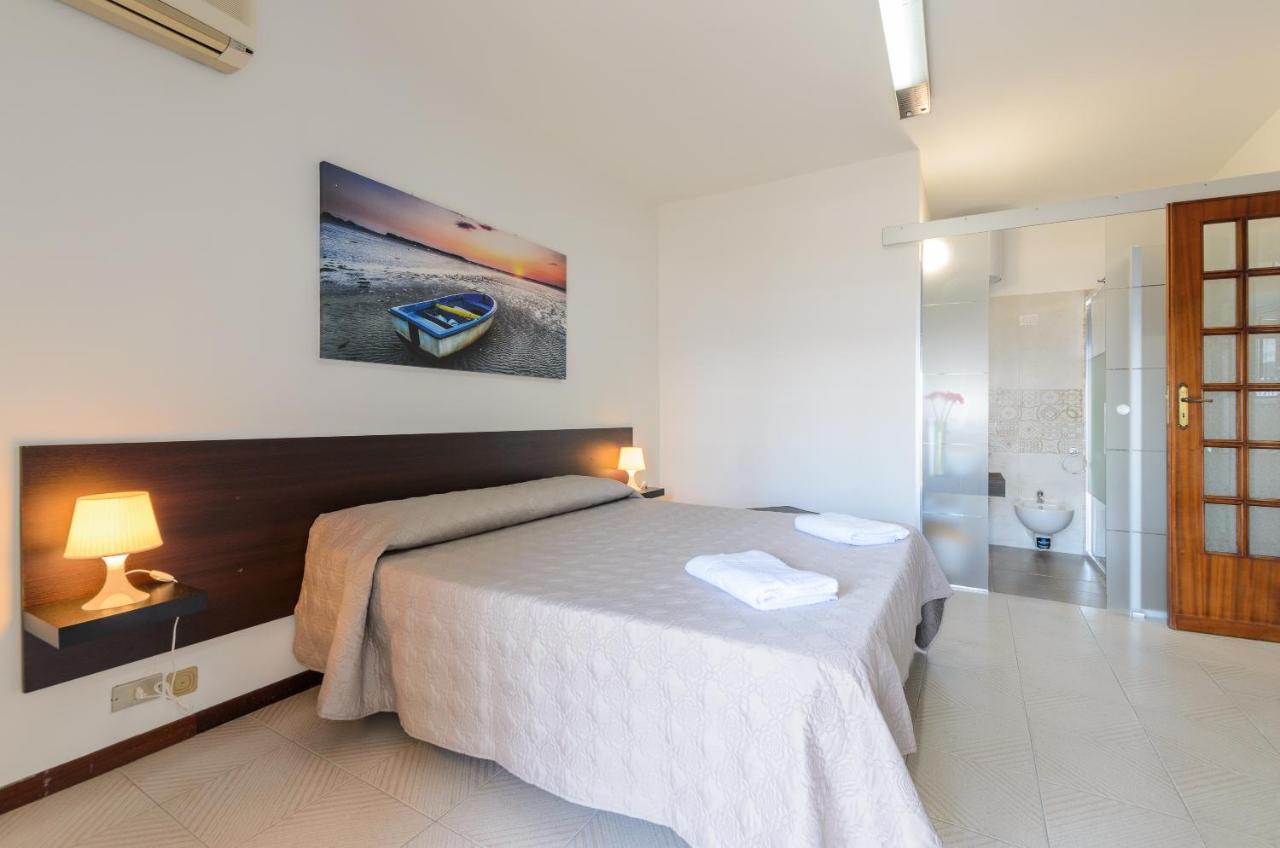 Marina D'Agro Residence Santa Teresa di Riva Kültér fotó