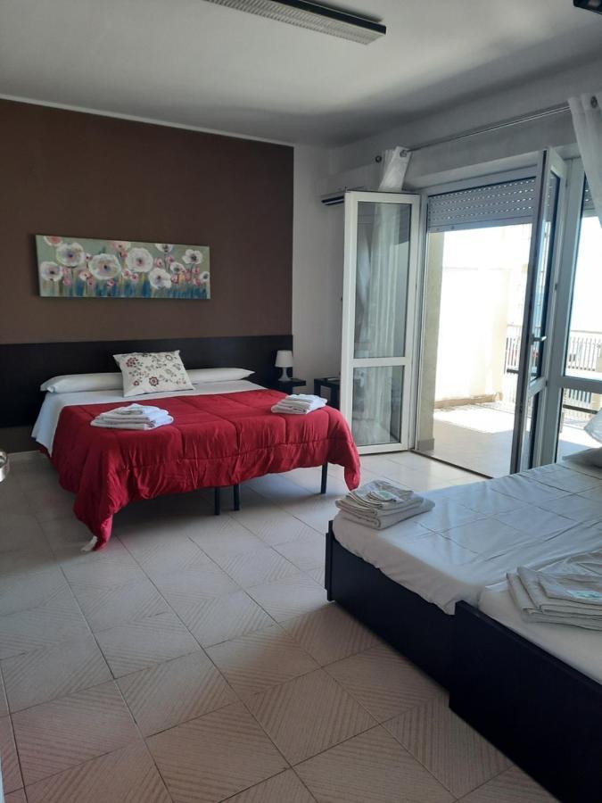 Marina D'Agro Residence Santa Teresa di Riva Kültér fotó